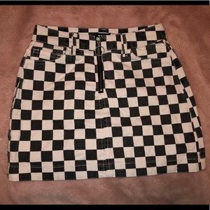 Black and White Checkered pencil skirt
